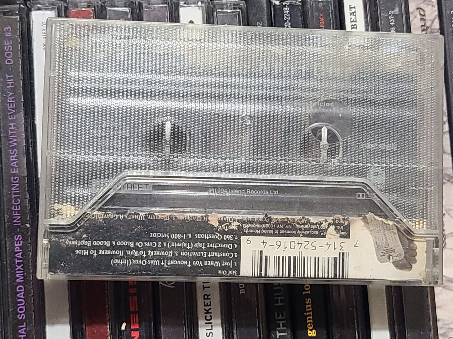 Gravediggaz - 6 Feet Deep Cassette Rare HTF OOP Horrorcore