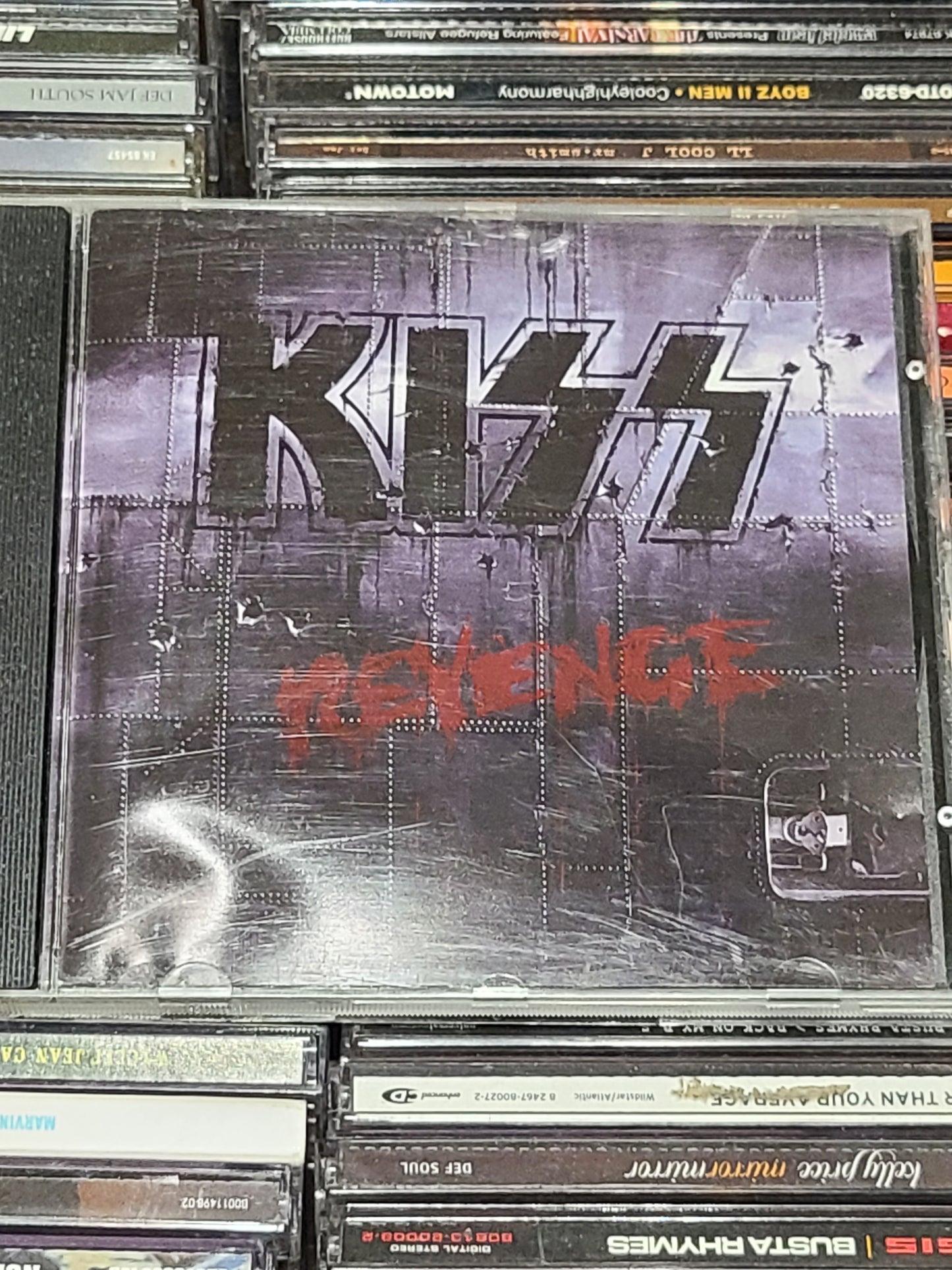 KISS Revenge CD