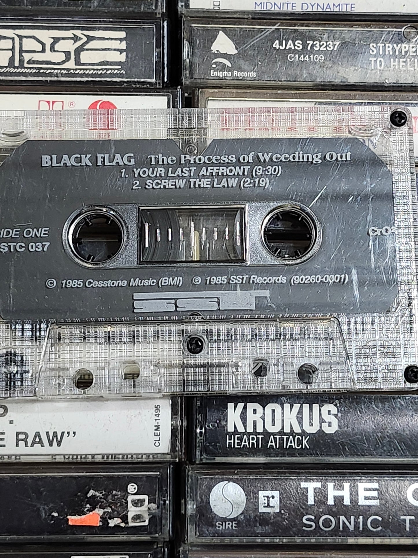 Black Flag : The Process of Weeding Out Cassette Rare HTF OOP
