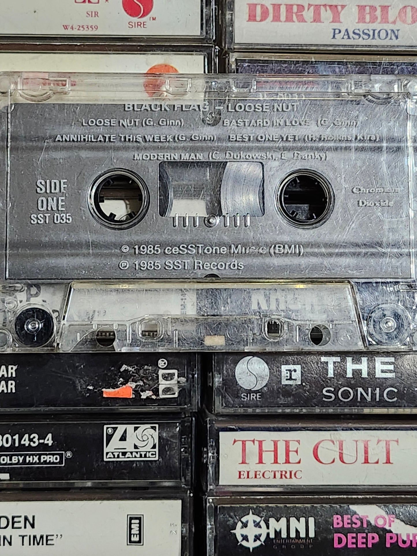 Black Flag Loose Nut Cassette